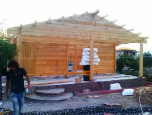 مرحله ساخت خانه چوبی